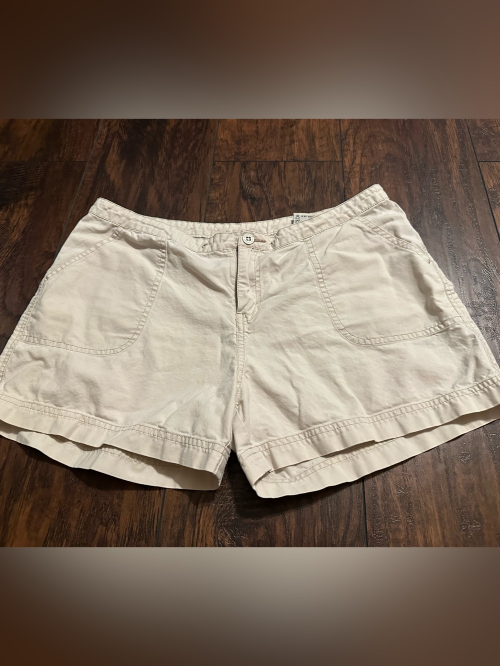 UNIONBAY Cream Cotton Shorts